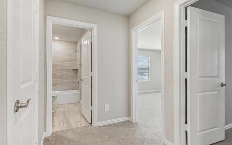 9548 Rattlesnake Trail, Fort Worth, TX 76036, 5 Habitaciones Habitaciones , ,3 BañosBaños,Residential,En Venta,9548 Rattlesnake Trail,0,20964660