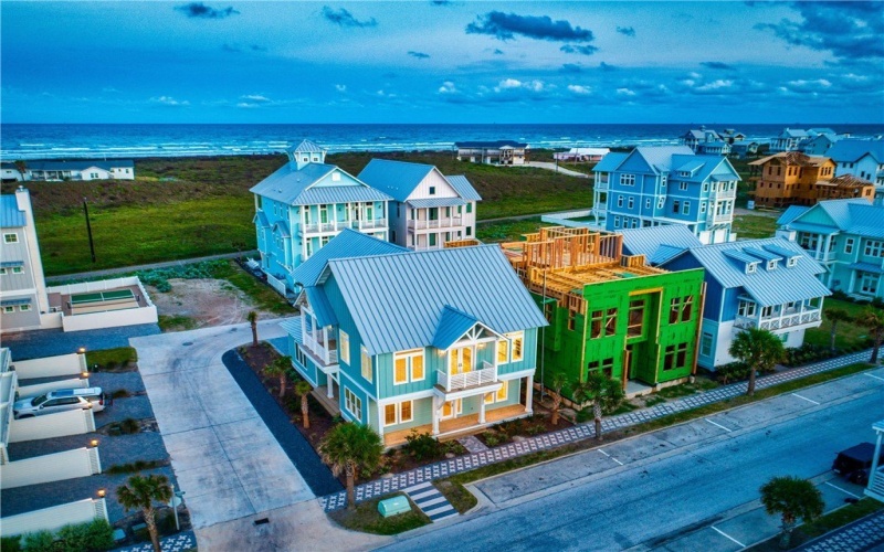 506 Sunrise Avenue, Port Aransas, TX 78373, 5 Bedrooms Bedrooms, ,6 BathroomsBathrooms,Residential,For Sale,506 Sunrise Avenue,459747