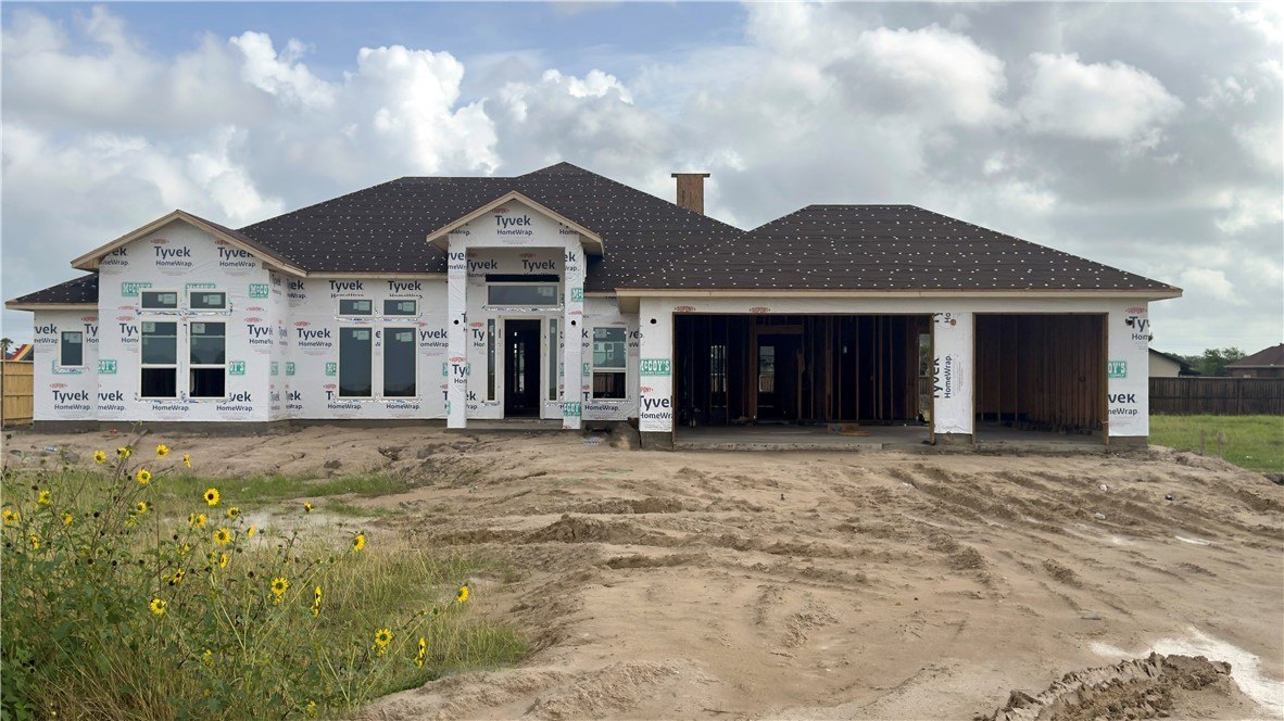 3730 Cabernet Drive, Robstown, TX 78380, 4 Bedrooms Bedrooms, ,5 BathroomsBathrooms,Residential,For Sale,3730 Cabernet Drive,460469