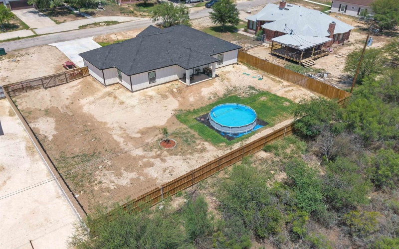 204 Shadow Mountain, Del Rio, TX 78840, 4 Habitaciones Habitaciones , ,3 BañosBaños,Residential,En Venta,204 Shadow Mountain,207164