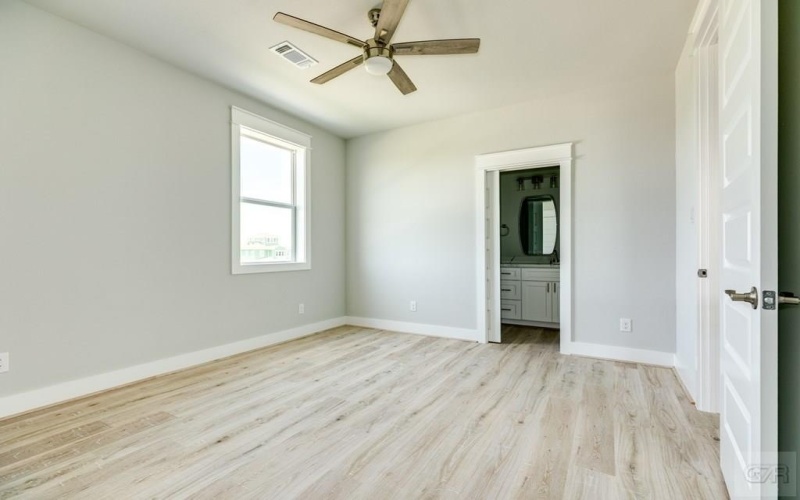 18821 Warrior Road, Galveston, TX 77554, 4 Bedrooms Bedrooms, ,5 BathroomsBathrooms,Residential,For Sale,18821 Warrior Road,20250168