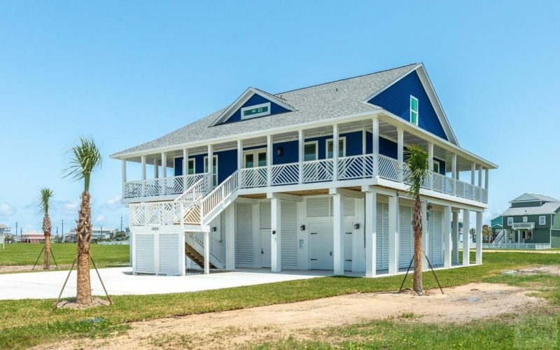18821 Warrior Road, Galveston, TX 77554, 4 Bedrooms Bedrooms, ,5 BathroomsBathrooms,Residential,For Sale,18821 Warrior Road,20250168