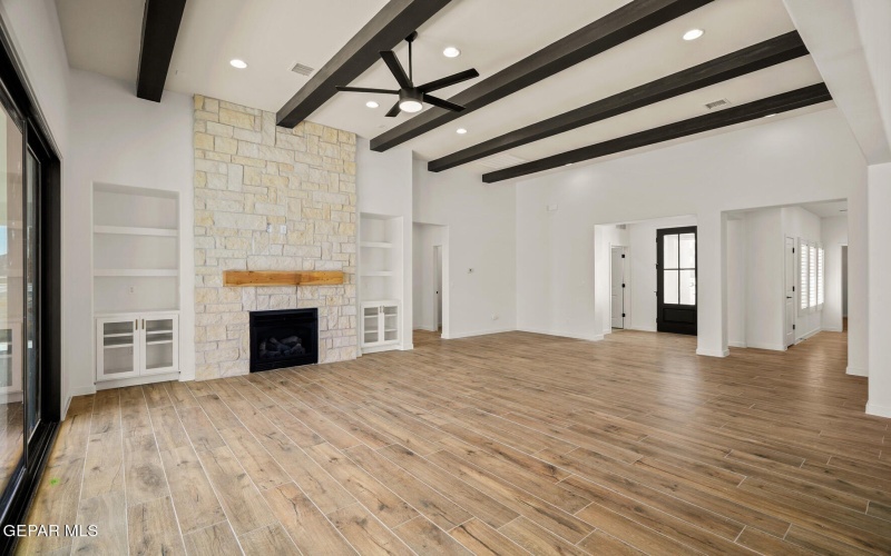 913 Bilton Place, El Paso, TX 79928, 4 Bedrooms Bedrooms, ,2 BathroomsBathrooms,Residential,For Sale,913 Bilton Place,924372