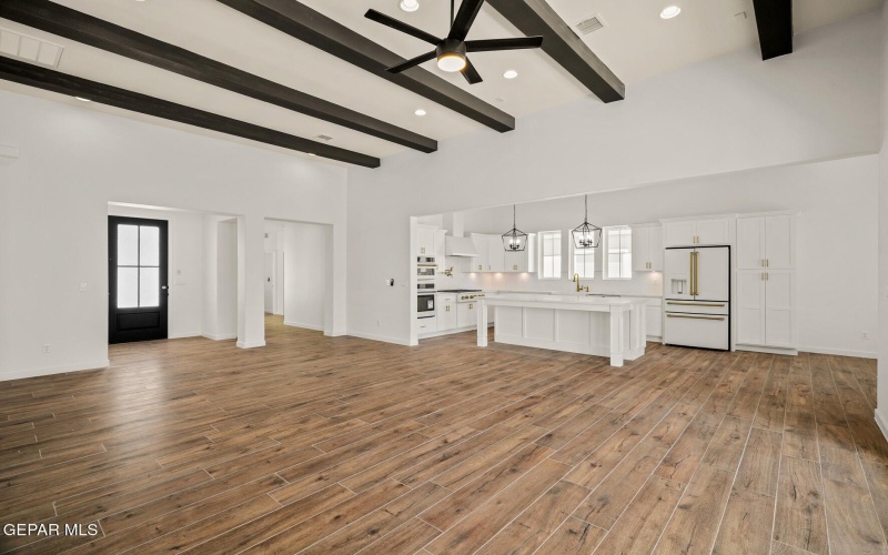 913 Bilton Place, El Paso, TX 79928, 4 Bedrooms Bedrooms, ,2 BathroomsBathrooms,Residential,For Sale,913 Bilton Place,924372
