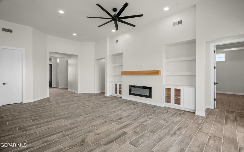 321 EMERALD SPACE Place, El Paso, TX 79928, 4 Bedrooms Bedrooms, ,3 BathroomsBathrooms,Residential,For Sale,321 EMERALD SPACE Place,924437