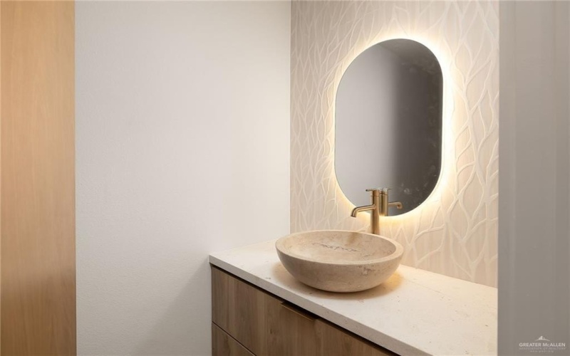 9818 N 24th Lane, McAllen, TX 78504, 4 Bedrooms Bedrooms, ,3 BathroomsBathrooms,Residential,For Sale,9818 N 24th Lane,0,473381