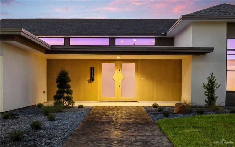 9818 N 24th Lane, McAllen, TX 78504, 4 Bedrooms Bedrooms, ,3 BathroomsBathrooms,Residential,For Sale,9818 N 24th Lane,0,473381