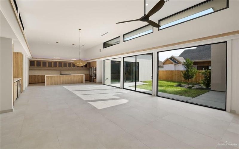 9818 N 24th Lane, McAllen, TX 78504, 4 Bedrooms Bedrooms, ,3 BathroomsBathrooms,Residential,For Sale,9818 N 24th Lane,0,473381