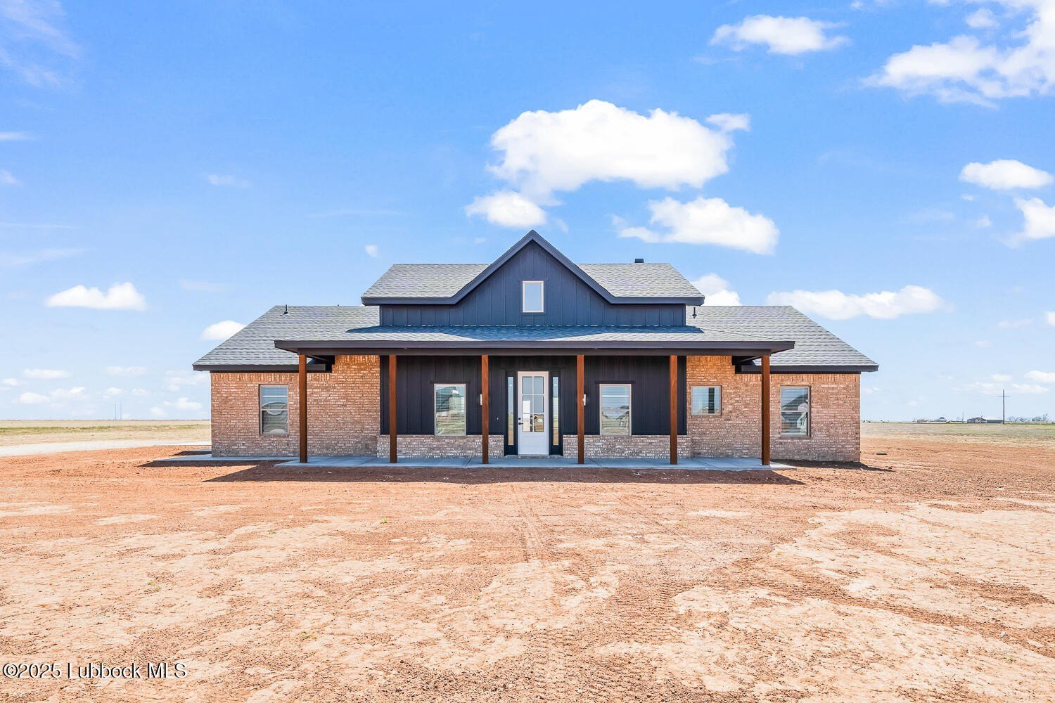 9425 County Rd 5330, Shallowater, TX 79363, 3 Habitaciones Habitaciones , ,2 BañosBaños,Residential,En Venta,9425 County Rd 5330,202556127