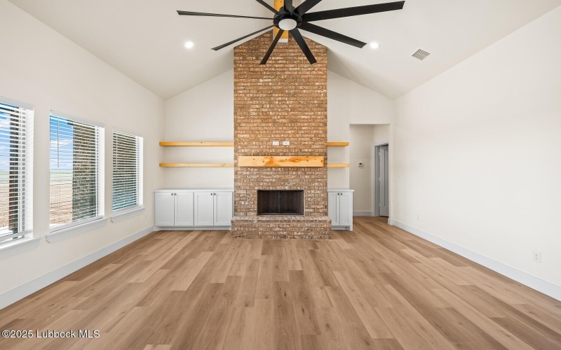 9425 County Rd 5330, Shallowater, TX 79363, 3 Habitaciones Habitaciones , ,2 BañosBaños,Residential,En Venta,9425 County Rd 5330,202556127