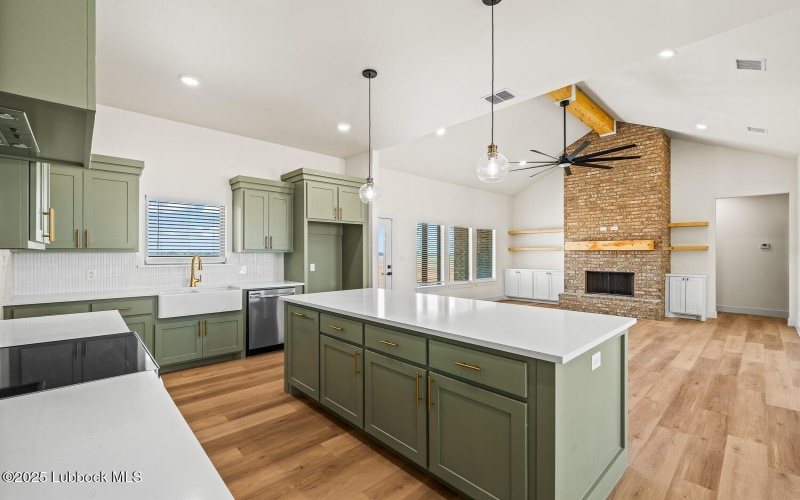 9425 County Rd 5330, Shallowater, TX 79363, 3 Habitaciones Habitaciones , ,2 BañosBaños,Residential,En Venta,9425 County Rd 5330,202556127