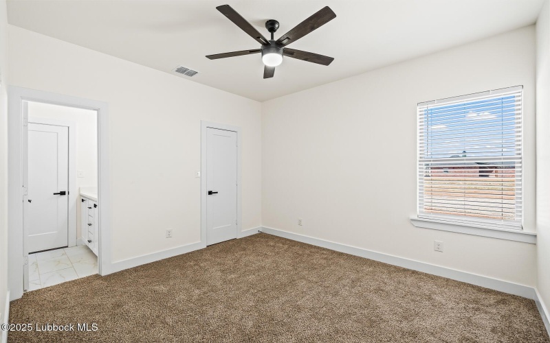 9425 County Rd 5330, Shallowater, TX 79363, 3 Habitaciones Habitaciones , ,2 BañosBaños,Residential,En Venta,9425 County Rd 5330,202556127