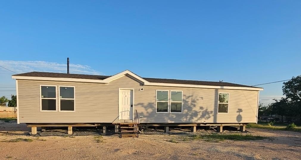 502 E 7th St, McCamey, TX 79752, 3 Bedrooms Bedrooms, ,2 BathroomsBathrooms,Residential,For Sale,502 E 7th St,160861