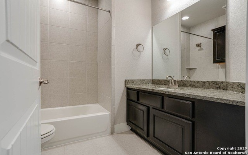 5306 Estates Oak, San Antonio, TX 78263, 3 Habitaciones Habitaciones , ,3 BañosBaños,Residential,En Venta,5306 Estates Oak,1874722