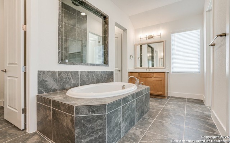 5240 Estates Oak Way, San Antonio, TX 78263, 4 Bedrooms Bedrooms, ,3 BathroomsBathrooms,Residential,For Sale,5240 Estates Oak Way,1874726