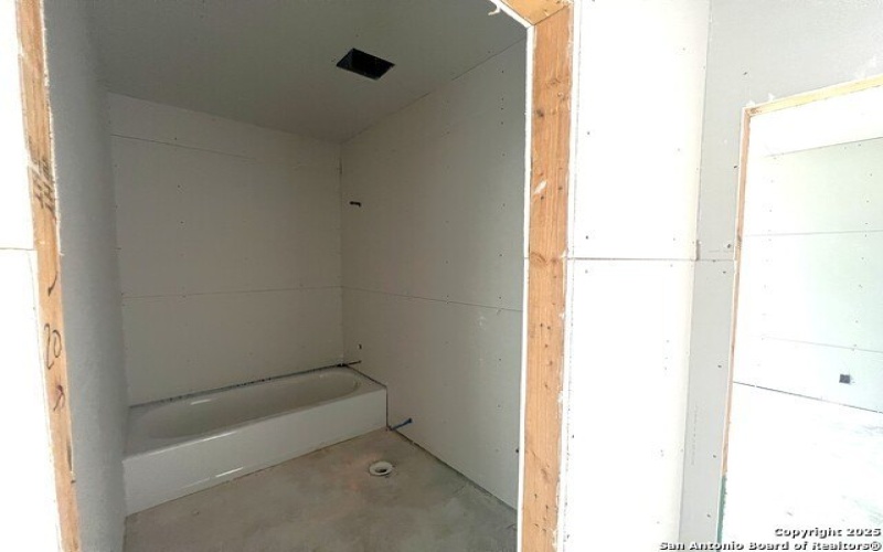 10109 Peppercorn Pl., Schertz, TX 78108, 3 Bedrooms Bedrooms, ,2 BathroomsBathrooms,Residential,For Sale,10109 Peppercorn Pl.,0,1874663