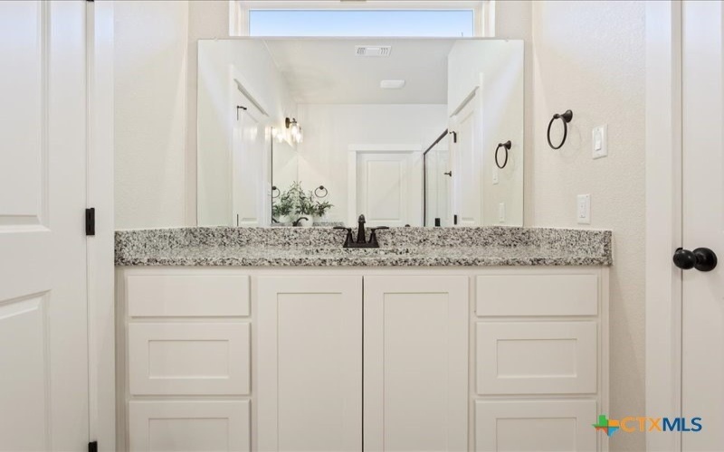 2017 Stillwell Street, Nolanville, TX 76559, 4 Habitaciones Habitaciones , ,2 BañosBaños,Residential,En Venta,2017 Stillwell Street,0,582807