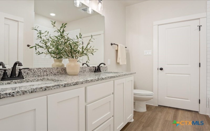 2017 Stillwell Street, Nolanville, TX 76559, 4 Habitaciones Habitaciones , ,2 BañosBaños,Residential,En Venta,2017 Stillwell Street,0,582807