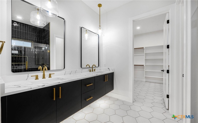 303 W Lane Ave, Manor, TX 78653, 4 Habitaciones Habitaciones , ,3 BañosBaños,Residential,En Venta,303 W Lane Ave,0,583057