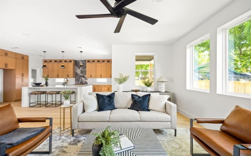 3105 Rutz Street, Dallas, TX 75212, 4 Bedrooms Bedrooms, ,2 BathroomsBathrooms,Residential,For Sale,3105 Rutz Street,20845462
