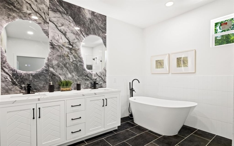 3105 Rutz Street, Dallas, TX 75212, 4 Bedrooms Bedrooms, ,2 BathroomsBathrooms,Residential,For Sale,3105 Rutz Street,20845462