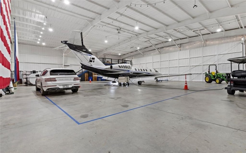 6700 Collier Drive #Hangar 4, Paris, TX 75462, ,Commercial Sale,For Sale,6700 Collier Drive,0,20962309