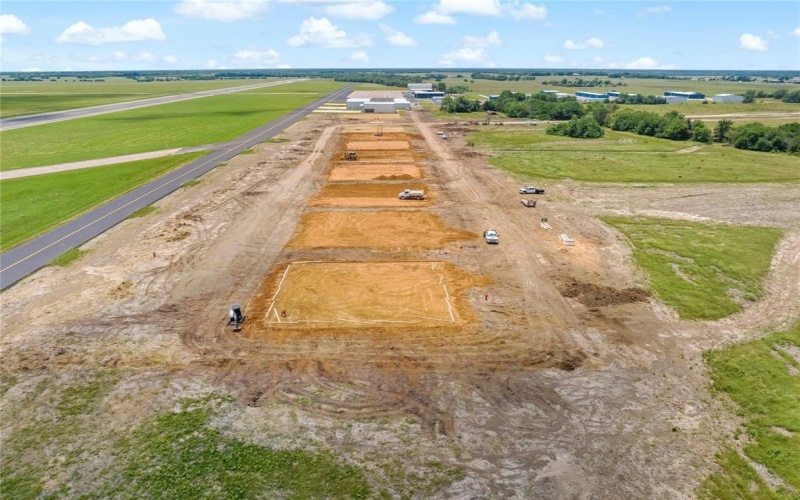 6700 Collier Drive #Hangar 4, Paris, TX 75462, ,Commercial Sale,For Sale,6700 Collier Drive,0,20962309