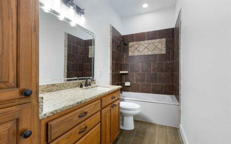 1215 E Stegall Road, Robinson, TX 76706, 4 Habitaciones Habitaciones , ,5 BañosBaños,Residential,En Venta,1215 E Stegall Road,20963056