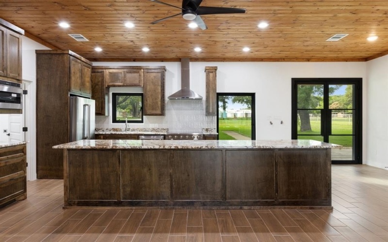 1215 E Stegall Road, Robinson, TX 76706, 4 Habitaciones Habitaciones , ,5 BañosBaños,Residential,En Venta,1215 E Stegall Road,20963056