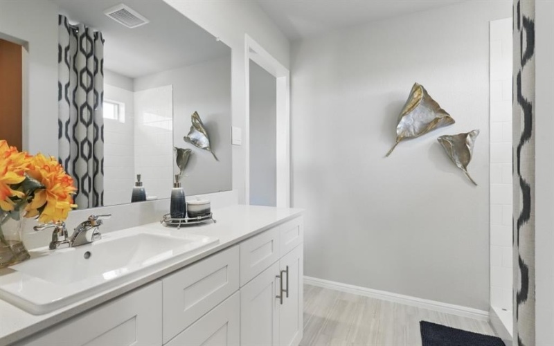 9409 GOLDEN TREE Avenue, Fort Worth, TX 76108, 4 Bedrooms Bedrooms, ,2 BathroomsBathrooms,Residential,For Sale,9409 GOLDEN TREE Avenue,20963735