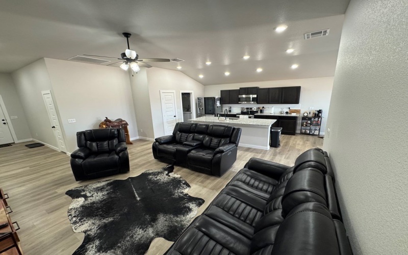 506 Panhandle Drive, Odessa, TX 79765, 3 Habitaciones Habitaciones , ,2 BañosBaños,Residential,En Venta,506 Panhandle Drive,160873