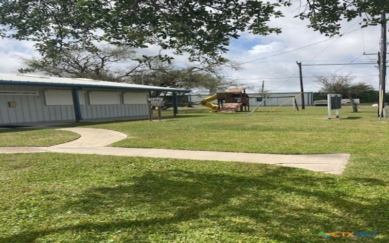 408 W Royal Oak Lane, Rockport, TX 78382, 3 Bedrooms Bedrooms, ,2 BathroomsBathrooms,Residential,For Sale,408 W Royal Oak Lane,581410