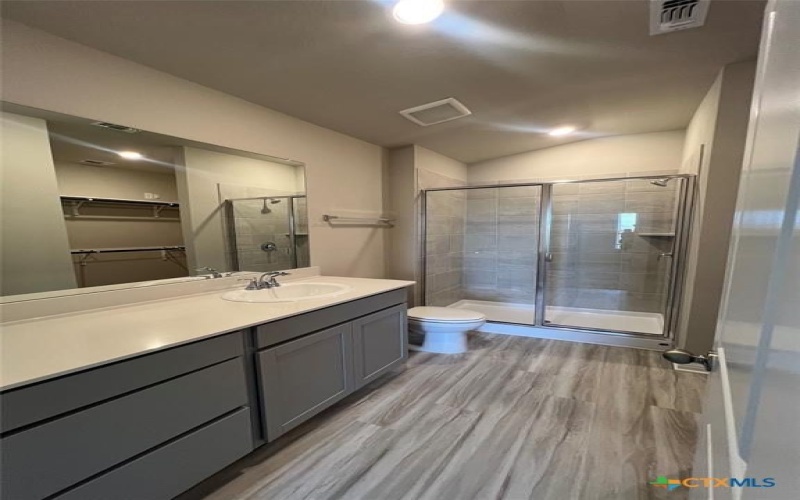 161 N Honey Bee Road, Jarrell, TX 76537, 3 Bedrooms Bedrooms, ,2 BathroomsBathrooms,Residential,For Sale,161 N Honey Bee Road,583149