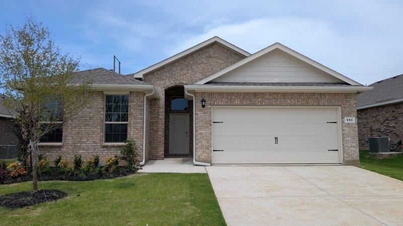 953 TRACTION Trail, Cleburne, TX 76031, 4 Bedrooms Bedrooms, ,2 BathroomsBathrooms,Residential,For Sale,953 TRACTION Trail,20964256