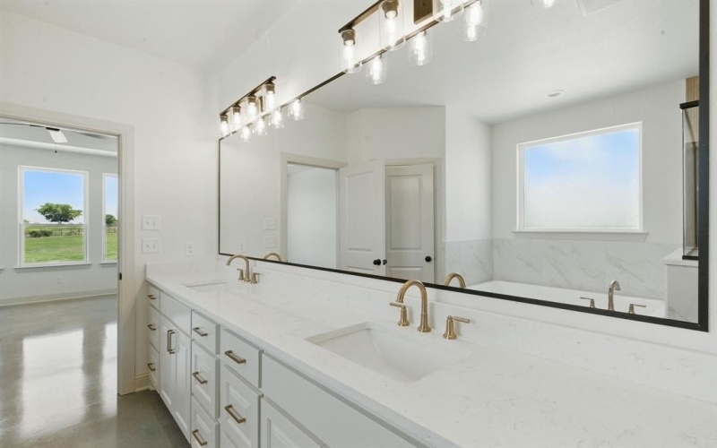 4032 Windy Point Ranch Road, Cresson, TX 76035, 3 Habitaciones Habitaciones , ,2 BañosBaños,Residential,En Venta,4032 Windy Point Ranch Road,0,20964395