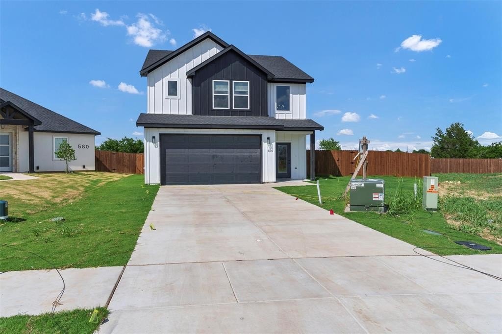 576 Highview Court, Godley, TX 76044, 3 Habitaciones Habitaciones , ,2 BañosBaños,Residential,En Venta,576 Highview Court,20964946