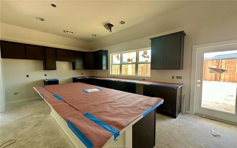 1937 Pinemont View Drive, Bryan, TX 77807, 3 Bedrooms Bedrooms, ,2 BathroomsBathrooms,Residential,For Sale,1937 Pinemont View Drive,25004420