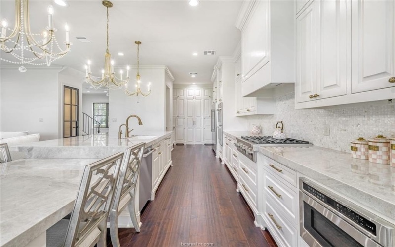 3309 Legacy Court, Bryan, TX 77802, 4 Bedrooms Bedrooms, ,3 BathroomsBathrooms,Residential,For Sale,3309 Legacy Court,25004505