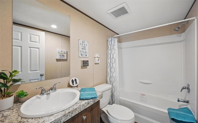 134 Overland Trail, Azle, TX 76020, 4 Habitaciones Habitaciones , ,2 BañosBaños,Residential,En Venta,134 Overland Trail,20966290