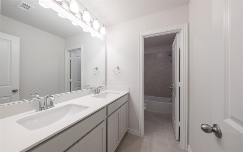 856 Jacquelyn Drive, Little Elm, TX 75068, 4 Bedrooms Bedrooms, ,2 BathroomsBathrooms,Residential,For Sale,856 Jacquelyn Drive,0,20966315