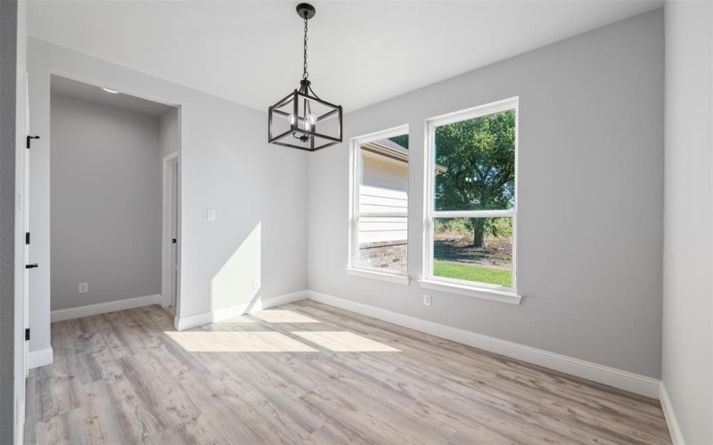 1009 Don Eve Court, Azle, TX 76020, 4 Habitaciones Habitaciones , ,2 BañosBaños,Residential,En Venta,1009 Don Eve Court,20966515