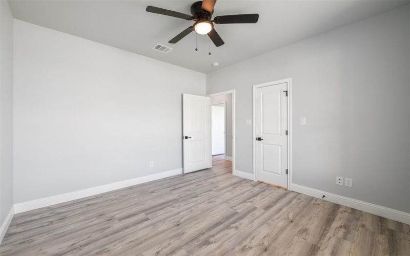 1009 Don Eve Court, Azle, TX 76020, 4 Habitaciones Habitaciones , ,2 BañosBaños,Residential,En Venta,1009 Don Eve Court,20966515