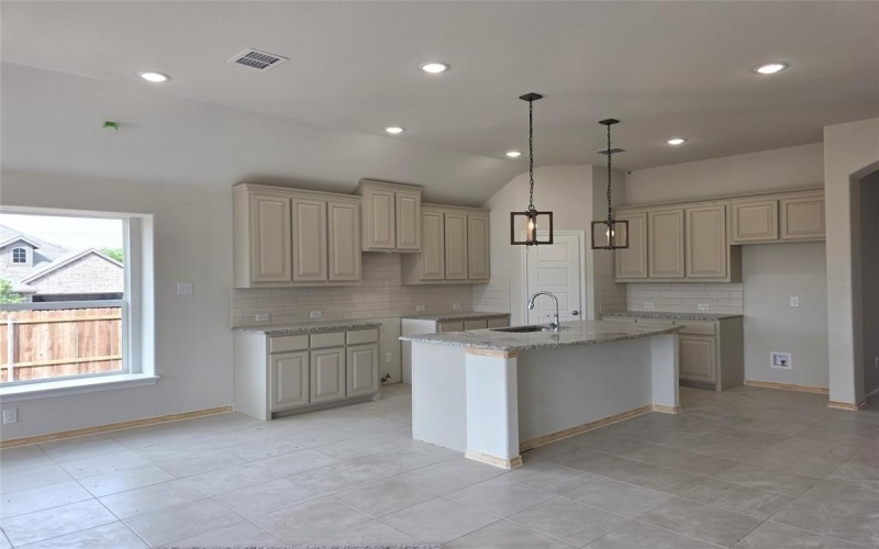 929 Madeline Lane, Cleburne, TX 76033, 3 Habitaciones Habitaciones , ,2 BañosBaños,Residential,En Venta,929 Madeline Lane,20966566