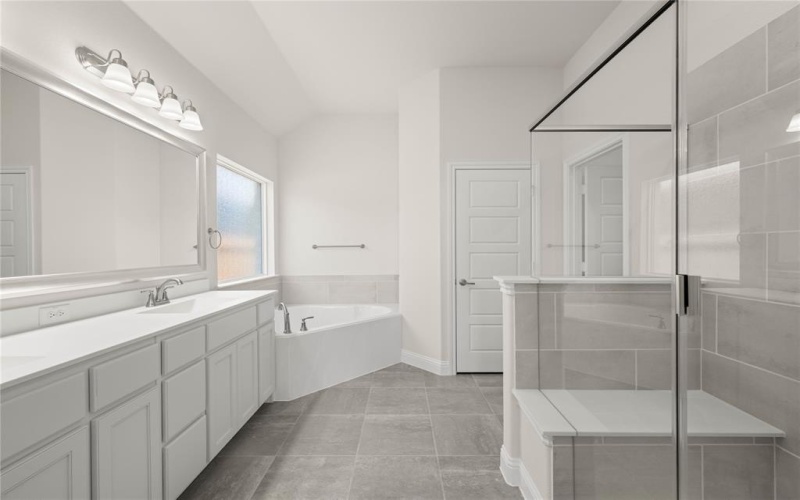 709 Seahawk Street, Joshua, TX 76058, 4 Habitaciones Habitaciones , ,3 BañosBaños,Residential,En Venta,709 Seahawk Street,20966666