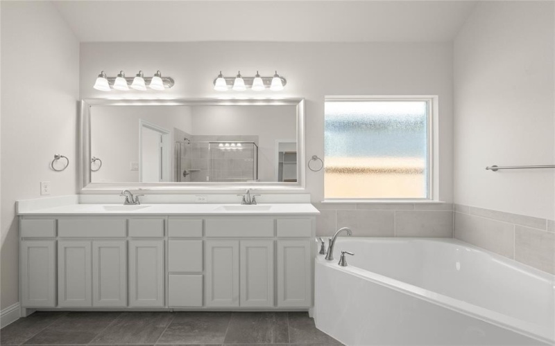 709 Seahawk Street, Joshua, TX 76058, 4 Habitaciones Habitaciones , ,3 BañosBaños,Residential,En Venta,709 Seahawk Street,20966666
