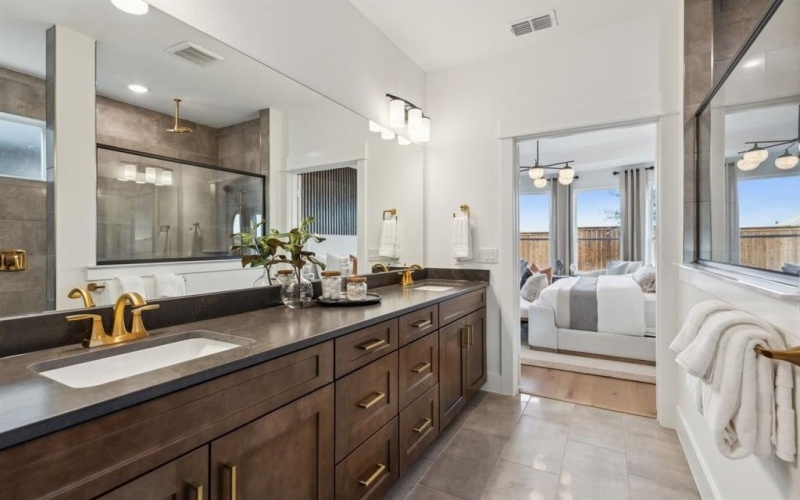 3840 Pennington Avenue, Little Elm, TX 75068, 5 Bedrooms Bedrooms, ,5 BathroomsBathrooms,Residential,For Sale,3840 Pennington Avenue,20966671