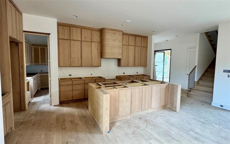 5033 Wren Way, Dallas, TX 75209, 4 Bedrooms Bedrooms, ,5 BathroomsBathrooms,Residential,For Sale,5033 Wren Way,20966695