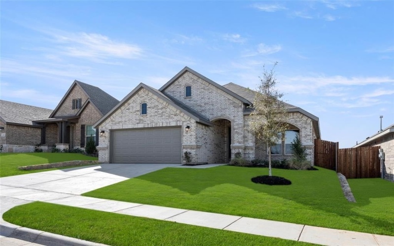 921 Beverly Drive, Cleburne, TX 76033, 3 Bedrooms Bedrooms, ,2 BathroomsBathrooms,Residential,For Sale,921 Beverly Drive,20966700