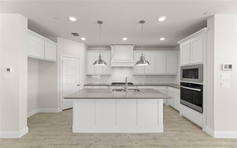 3025 Tall Pine Lane, Corinth, TX 76210, 3 Bedrooms Bedrooms, ,2 BathroomsBathrooms,Residential,For Sale,3025 Tall Pine Lane,0,20966815