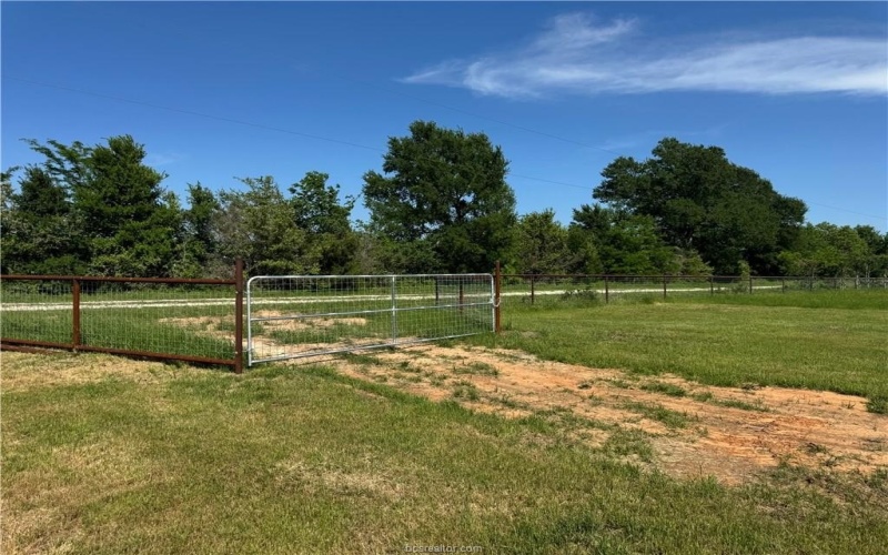 13504 Hudson Farms Rd, Franklin, TX 77859, 4 Bedrooms Bedrooms, ,3 BathroomsBathrooms,Residential,For Sale,13504 Hudson Farms Rd,25004582